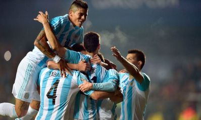Argentina atropela Paraguai e enfrenta o Chile na final da Copa América