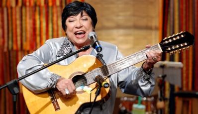 Ícone da música brasileira, Inezita Barroso morre aos 90 anos