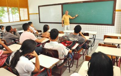 Piso dos professores é reajustado em 13,01% e passa para R$ 1.917,78