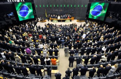 Novos parlamentares terão R$ 2,4 bilhões em emendas no Orçamento deste ano
