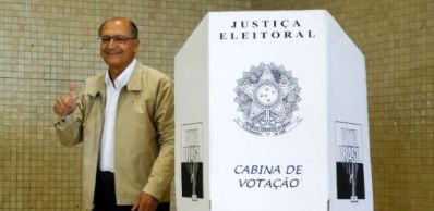 Alckmin reeleito e garante 6º mandato consecutivo do PSDB em SP