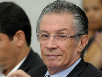Líder da oposição critica medidas anunciadas por Rui Costa