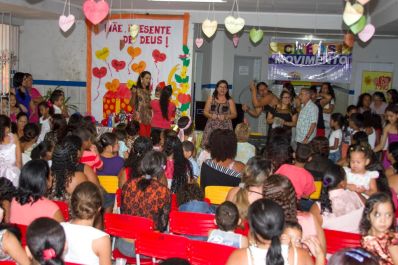Homenagem ao Dia das Mães reúne famílias em programação especial nas escolas de Irecê