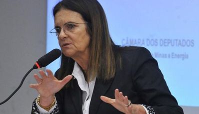 Dilma defende Graça e diz que não pretende mudar diretoria da Petrobras