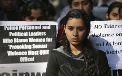 Menina de 14 anos estuprada por médico tem pedido de aborto negado na Índia