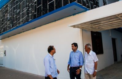 Irecê: Luizinho Sobral acompanha obra onde vai funcionar o ‘Prefeitura Atende’