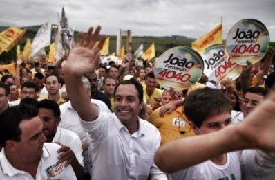 Com virada após morte de Campos, Paulo Câmara se elege em Pernambuco