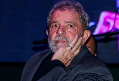 Esquerda no Brasil está sendo perseguida como os judeus pelos nazistas, diz Lula