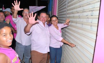Gea Rocha inaugura comitê e faz caminhada em São Gabriel