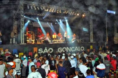 São Gonçalo dos Campos: prefeito multado por gastos irrazoáveis com festejos juninos