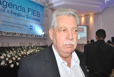 Justiça bloqueia cerca de R$5 milhões do ex-governador Nilo Coelho