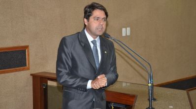 Paulo Câmara propõe manutenção do emprego de terceirizados