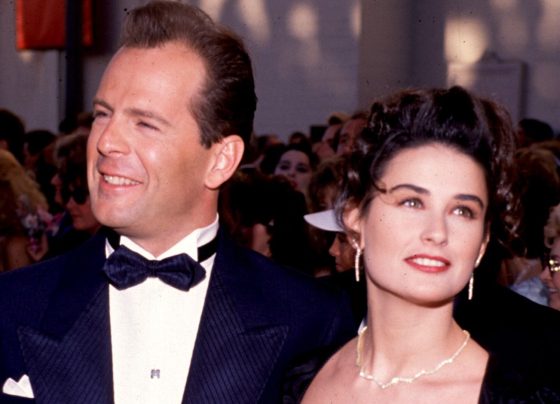 Demi Moore Bruce Willis no Emmy Awards de 1988 (Foto: Ron Wolfson/WireImage)